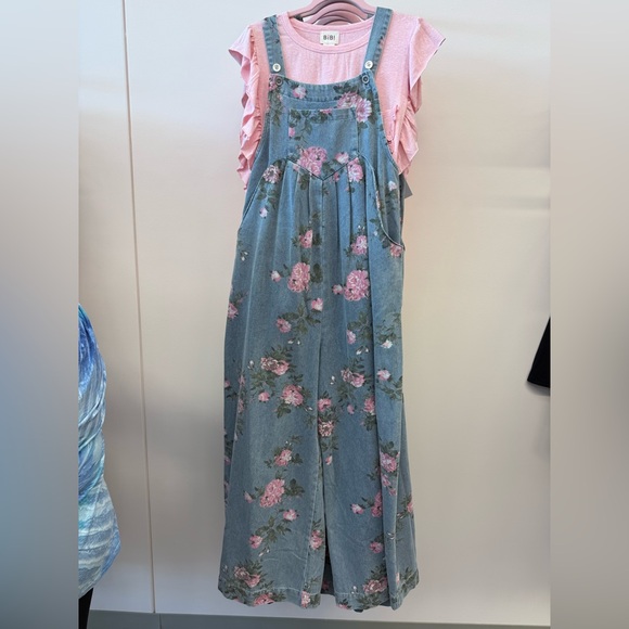 BiBi Floral Denim Jumpsuit/New Wih Tags. - Picture 4 of 9